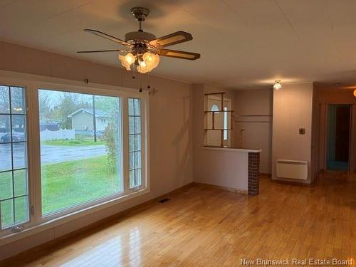 1091 James St, Bathurst, NB 