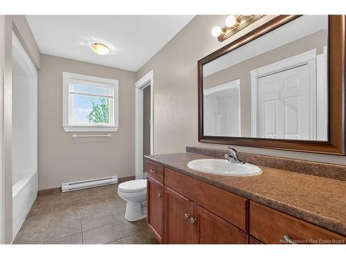 29 Falcon Dr, Moncton, NB 