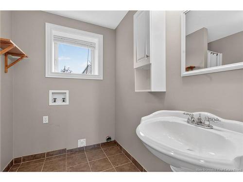 29 Falcon Dr, Moncton, NB 