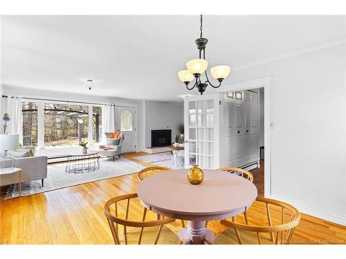 19 Forest Acres Crt, Fredericton, NB 
