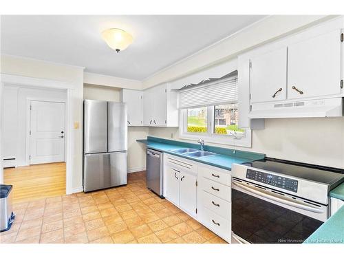 19 Forest Acres Crt, Fredericton, NB 