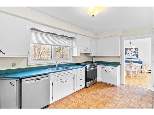 19 Forest Acres Crt, Fredericton, NB 
