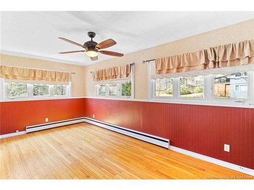 19 Forest Acres Crt, Fredericton, NB 