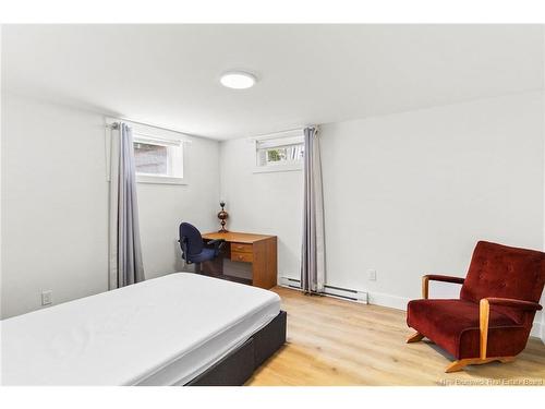 19 Forest Acres Crt, Fredericton, NB 