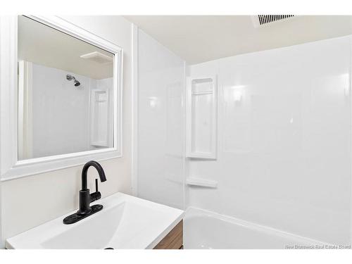 19 Forest Acres Crt, Fredericton, NB 