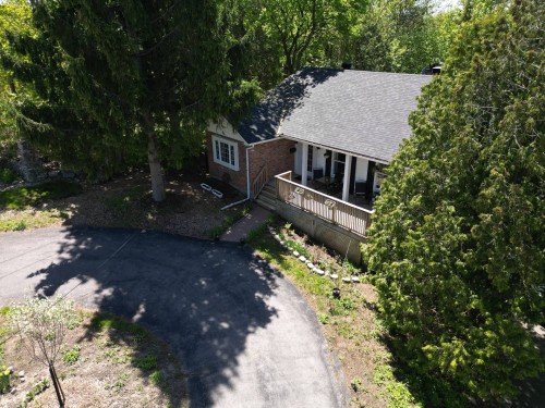 Extérieur - 136 Av. De La Pointe-Claire, Pointe-Claire, QC - Outdoor