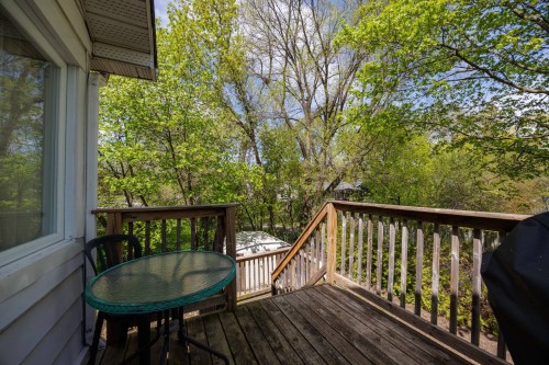 Extérieur - 136 Av. De La Pointe-Claire, Pointe-Claire, QC - Outdoor With Deck Patio Veranda With Exterior