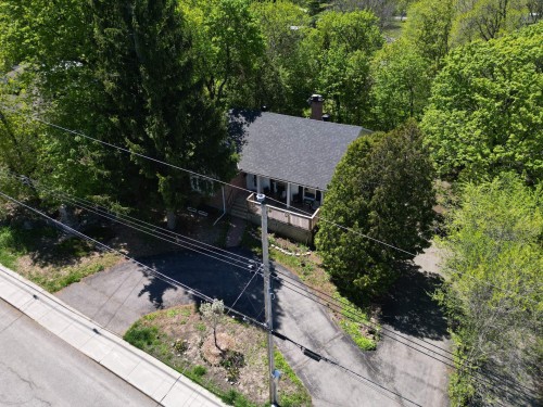 Photo aérienne - 136 Av. De La Pointe-Claire, Pointe-Claire, QC - Outdoor