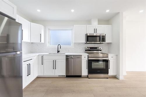 745 Moncton Ave, Winnipeg, MB 