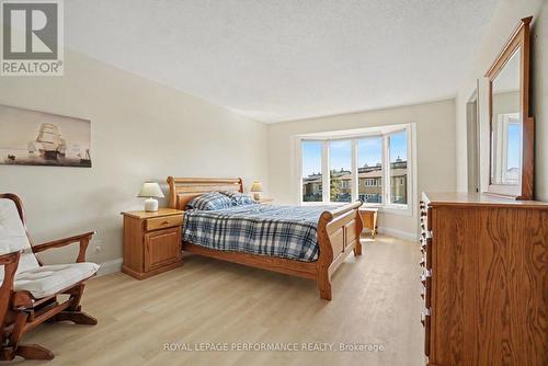 34 Huntview Private, Ottawa, ON - Indoor Photo Showing Bedroom