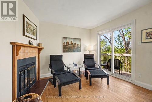 34 Huntview Private, Ottawa, ON - Indoor With Fireplace