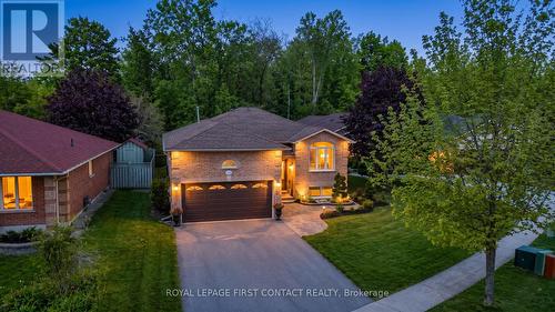 163 EMMS DRIVE  Barrie, ON L4N 9N7