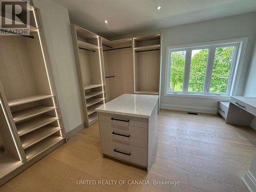 5 Cedar Crescent, Aurora, ON - Indoor