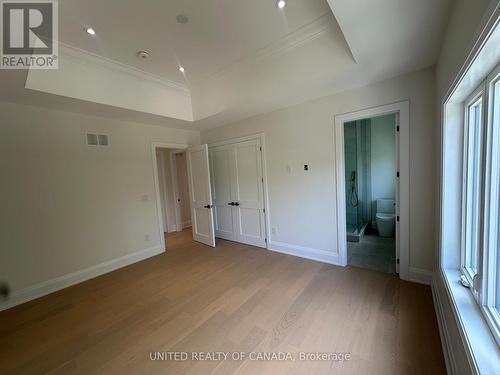 5 Cedar Crescent, Aurora, ON - Indoor Photo Showing Other Room