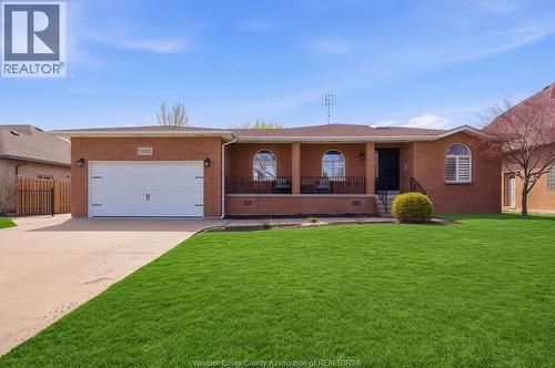 12311 VICKERY LANE  Tecumseh, ON N9K 1B5