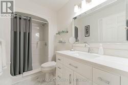 Updated 3PC Ensuite - 