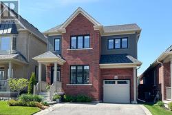 236 RONALD HOOPER AVENUE Clarington (Bowmanville), ON L1C 7E3