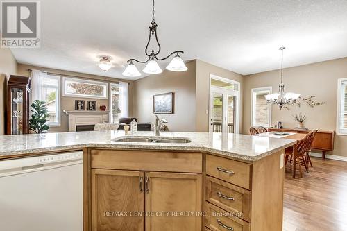 55 - 45 Lake Margaret Trail, St. Thomas, ON - Indoor Photo Showing Kitchen With Double Sink