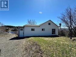 27 Village Cove Road W Summerford, NL A0G 4E0
