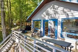 Wide wrap-about deck - 