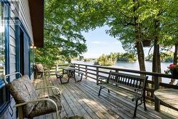 Summer longing, with mesmerizing lake views - 
