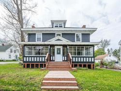 250 Gray Street Windsor, NS B0N 2T0