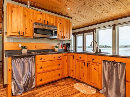 1501 Highway 304, Cape Forchu, NS 
