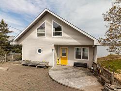 1501 Highway 304 Cape Forchu, NS B5A 5G7