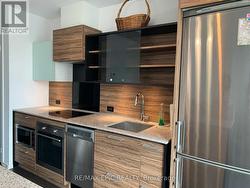 1703 - 75 ST NICHOLAS STREET Toronto, ON M4Y 0A5