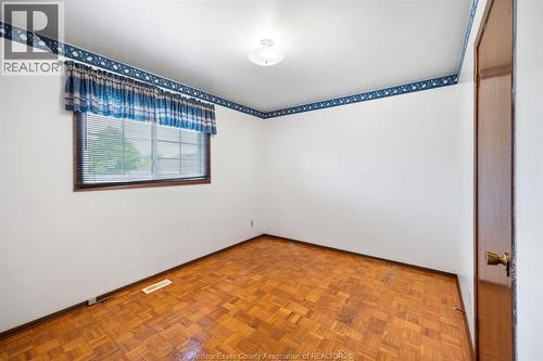 5649 Baldwin, Windsor, ON - Indoor Photo Showing Other Room