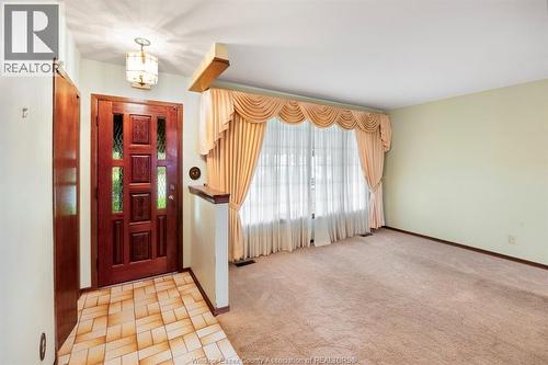 5649 Baldwin, Windsor, ON - Indoor Photo Showing Other Room