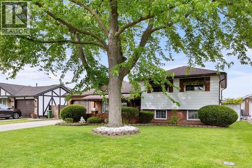 5649 Baldwin, Windsor, ON - Outdoor With Facade