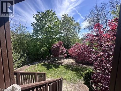 423 CADBURY Court Unit# A  Waterloo, ON N2K 3G7