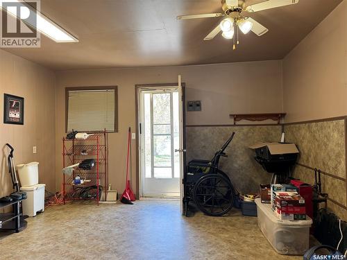210 2Nd Street W, Wynyard, SK - Indoor