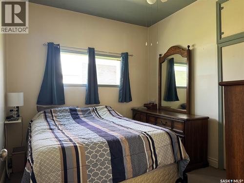 210 2Nd Street W, Wynyard, SK - Indoor Photo Showing Bedroom