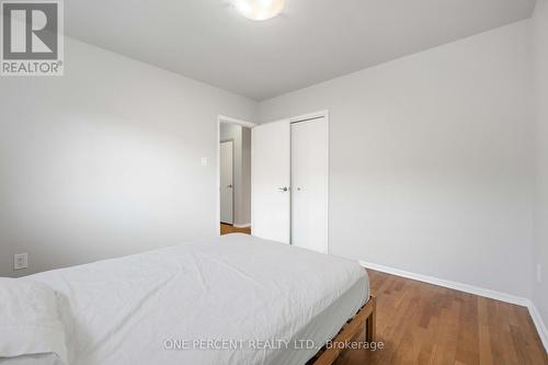 933 Kincaid Court, Ottawa, ON - Indoor Photo Showing Bedroom