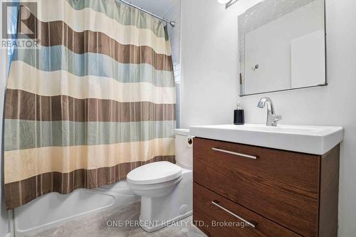 933 Kincaid Court, Ottawa, ON - Indoor Photo Showing Bathroom