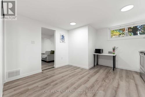 933 Kincaid Court, Ottawa, ON - Indoor