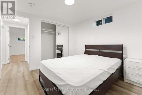 933 Kincaid Court, Ottawa, ON - Indoor Photo Showing Bedroom