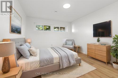 933 Kincaid Court, Ottawa, ON - Indoor Photo Showing Bedroom