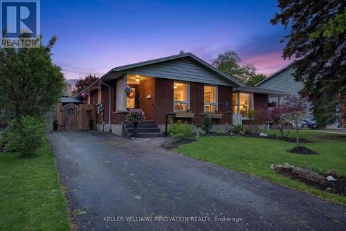7 WINDERMERE COURT  Guelph, ON N1E 3L3