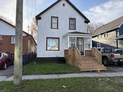 76 ONTARIO Street Thunder Bay, ON P7B 3G2