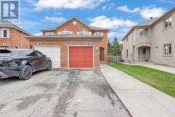 13 MOUNT FUJI CRESCENT Brampton, ON L6R 2L3