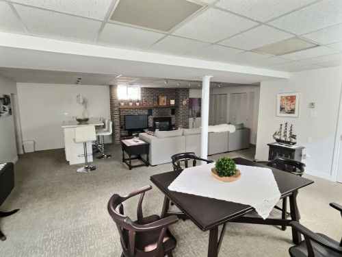 Salle de jeux - 166 18E Rue, Rouyn-Noranda, QC - Indoor