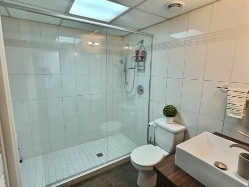 Salle de bains - 166 18E Rue, Rouyn-Noranda, QC - Indoor Photo Showing Bathroom