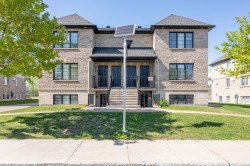 4221  - 4225 Rue Bertin  Laval (Chomedey), QC H7W 0H4