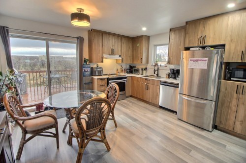 Kitchen - 3Z  - 3Az Rue Lafrance, La Corne, QC - Indoor