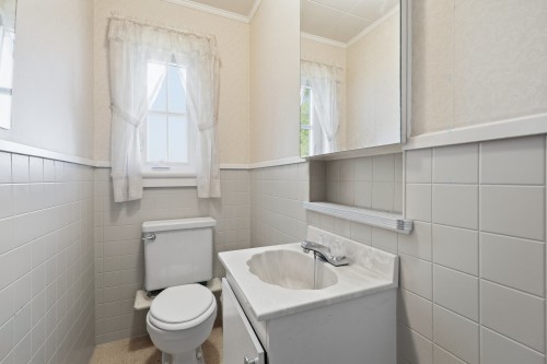 Salle d'eau - 944 3E Rang O., Saint-Simon, QC - Indoor Photo Showing Bathroom