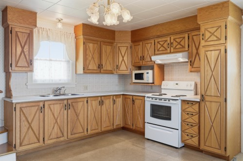 Cuisine - 944 3E Rang O., Saint-Simon, QC - Indoor Photo Showing Kitchen With Double Sink