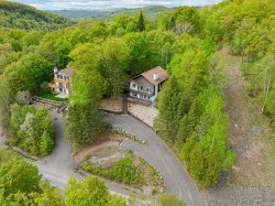 115Z  - 115AZ Rue Diana  Sainte-Agathe-Des-Monts, QC J8C 0Z4